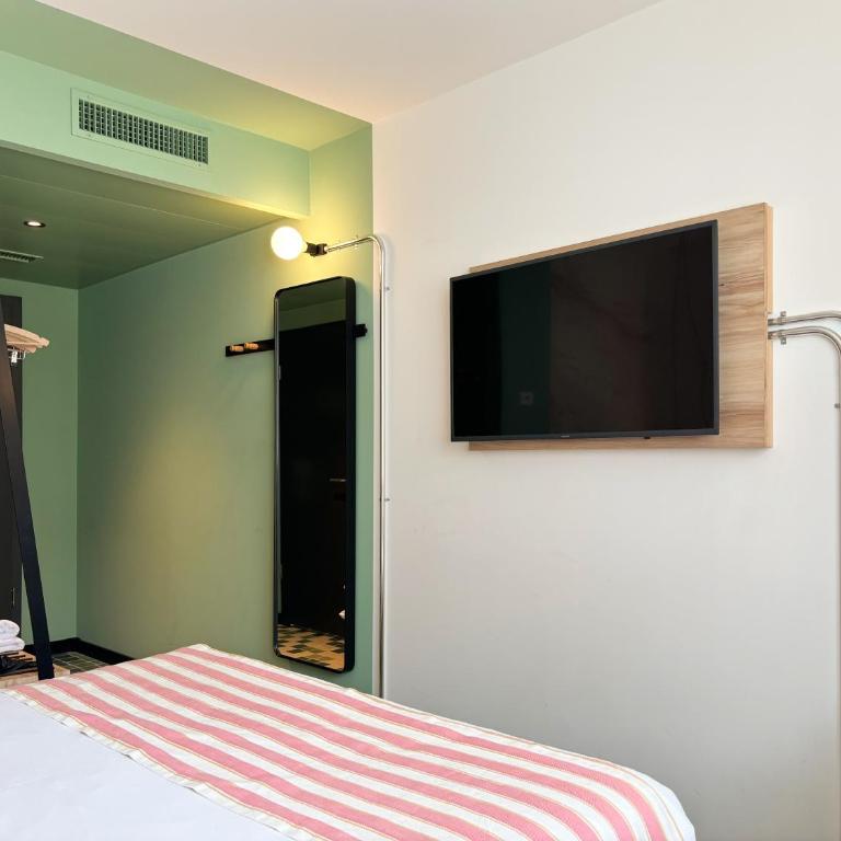 Nonanteneuf appart hōtel Sierre - contactless check-in - Doppelzimmer - 4