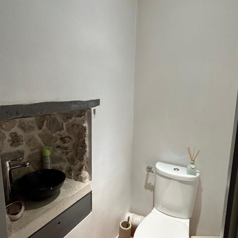 Loft 3 pièces dans vieil Antibes - Two-Bedroom Apartment - 15
