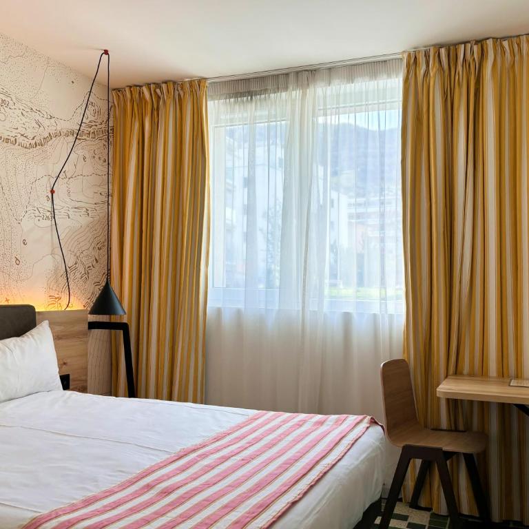 Nonanteneuf appart hōtel Sierre - contactless check-in - Doppelzimmer - 6