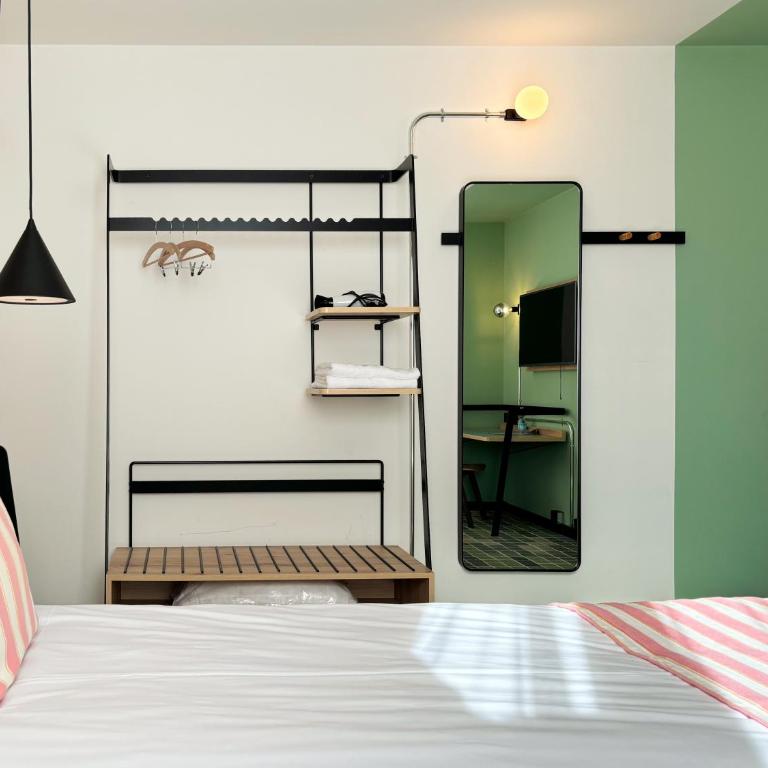 Nonanteneuf appart hōtel Sierre - contactless check-in - Zweibettzimmer - 4