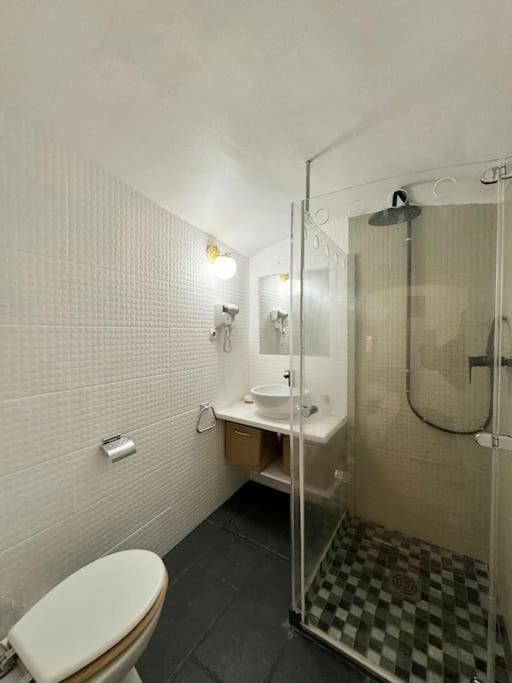 Studio Vieil Antibes rue du Bateau - One-Bedroom Apartment - 15