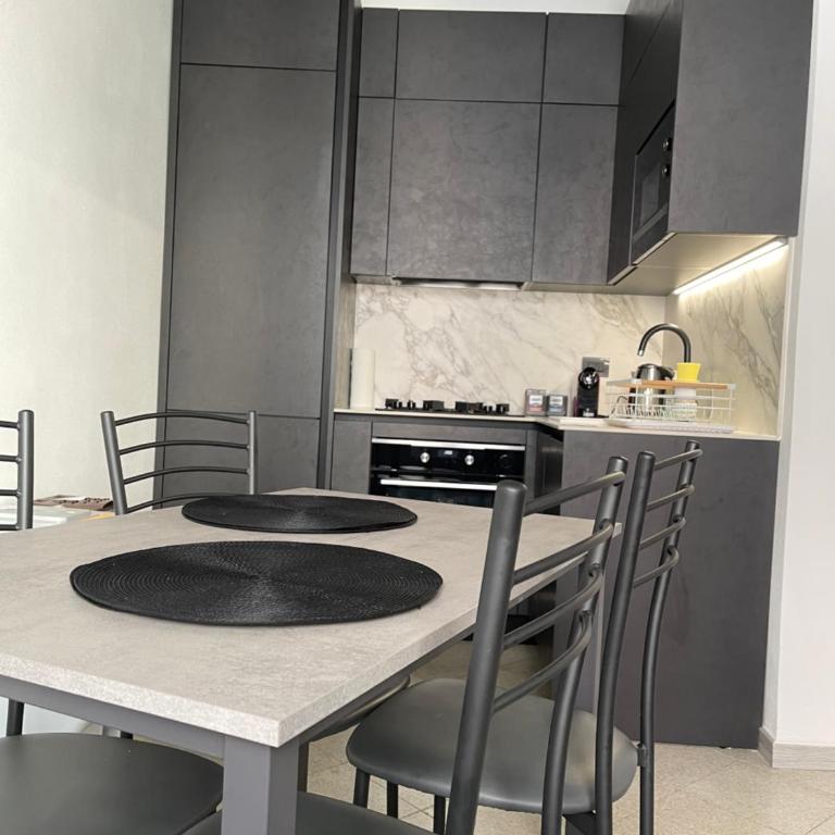 Bilocale zona Navigli - Appartamento con 1 Camera da Letto - 4