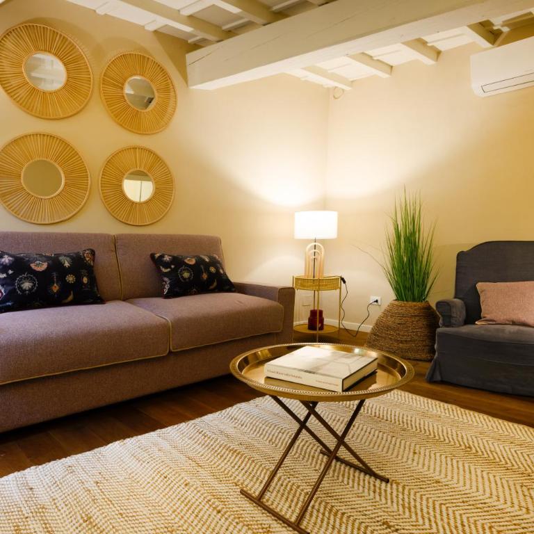 Santa Croce Charming Apartment - Appartamento con 2 Camere da Letto - 9