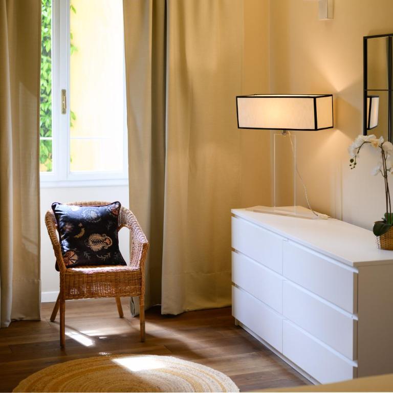 Santa Croce Charming Apartment - Appartamento con 2 Camere da Letto - 5