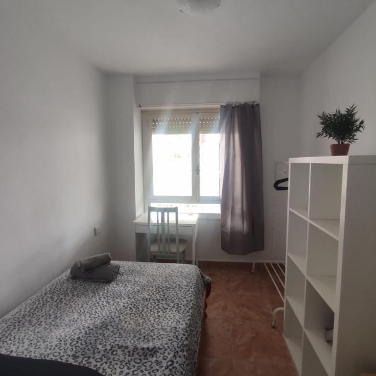 La Casa De Noa Torrevieja - Three-Bedroom Apartment - 8