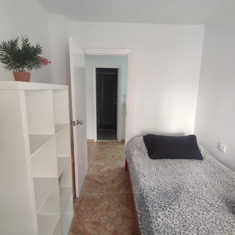 La Casa De Noa Torrevieja - Three-Bedroom Apartment - 13