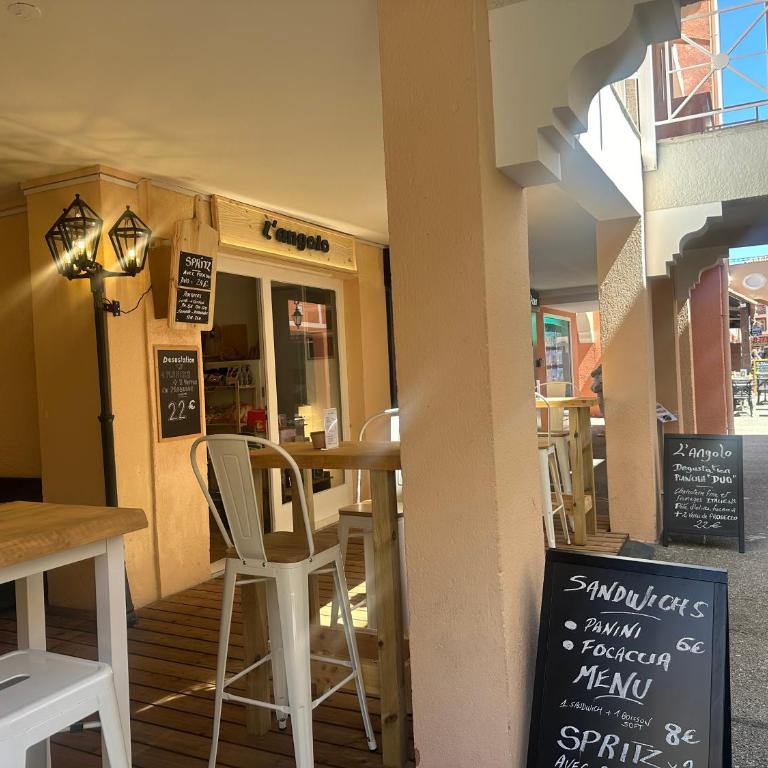Cap ESTEREL Village , AGAY 4prs Climatisé-WIFI-Parking INCLUS - Apartment mit 1 Schlafzimmer - 46