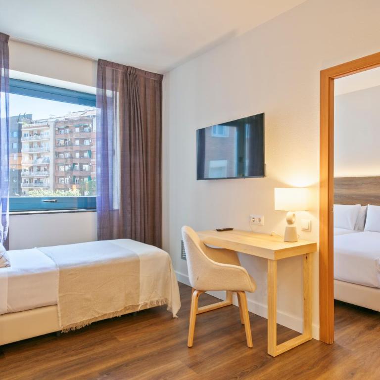 Hotel Acta Azul Barcelona - Family Room (3 Adults) - 2