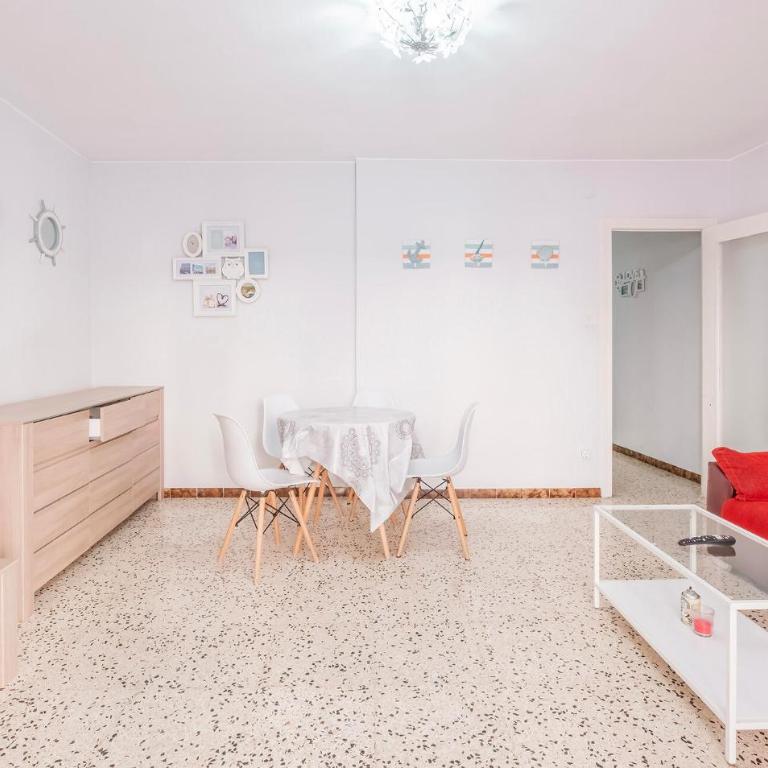 3 Bedroom Amazing Apartment In L'ametlla De Mar - Apartamento de 3 dormitorios - 4