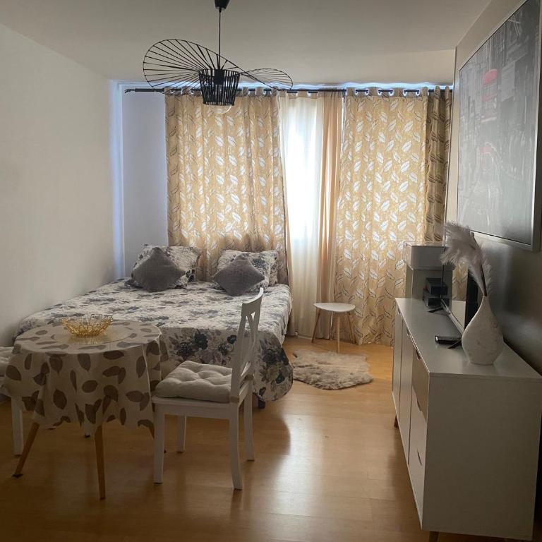 Cosy studio Paris Wagram - One-Bedroom Apartment - 15