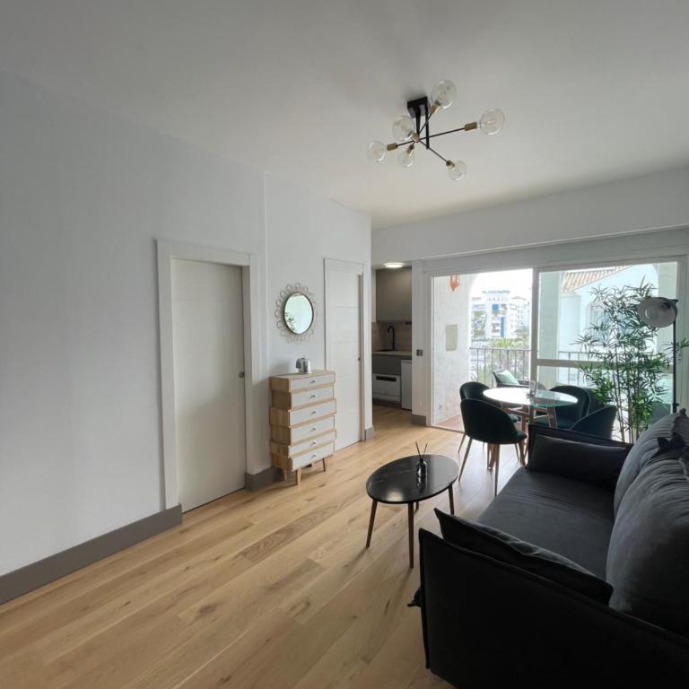 Apartamento privado en hotel occidental puerto Banús - Apartamento de 2 dormitorios - 5