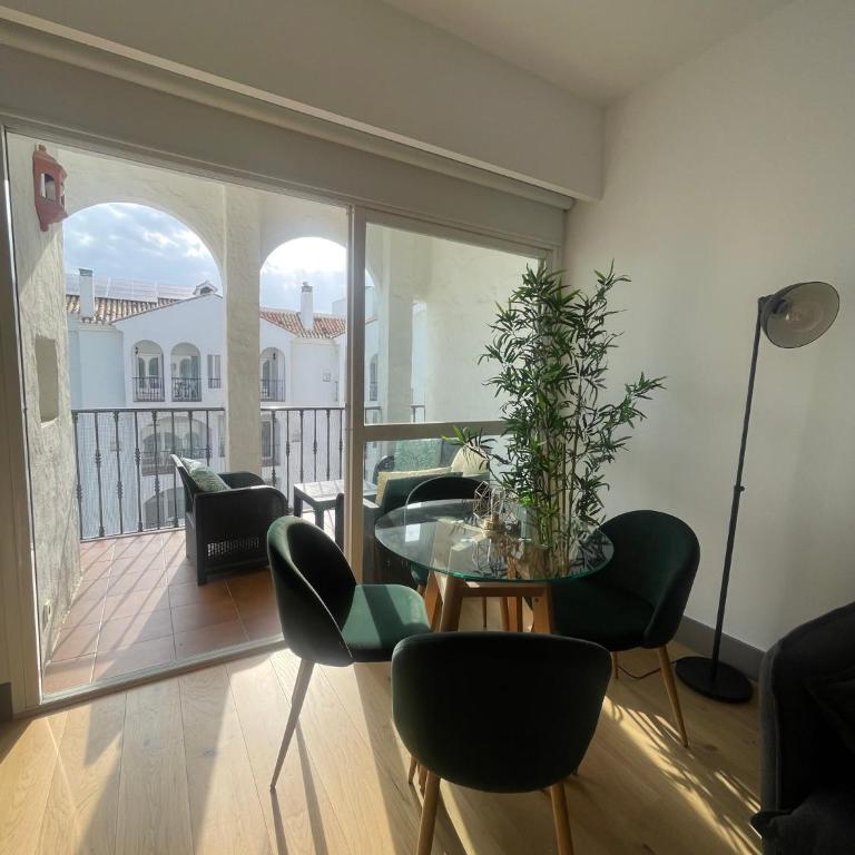 Apartamento privado en hotel occidental puerto Banús - Apartamento de 2 dormitorios - 25