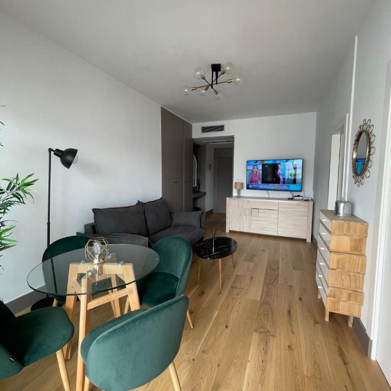Apartamento privado en hotel occidental puerto Banús - Apartamento de 2 dormitorios - 6