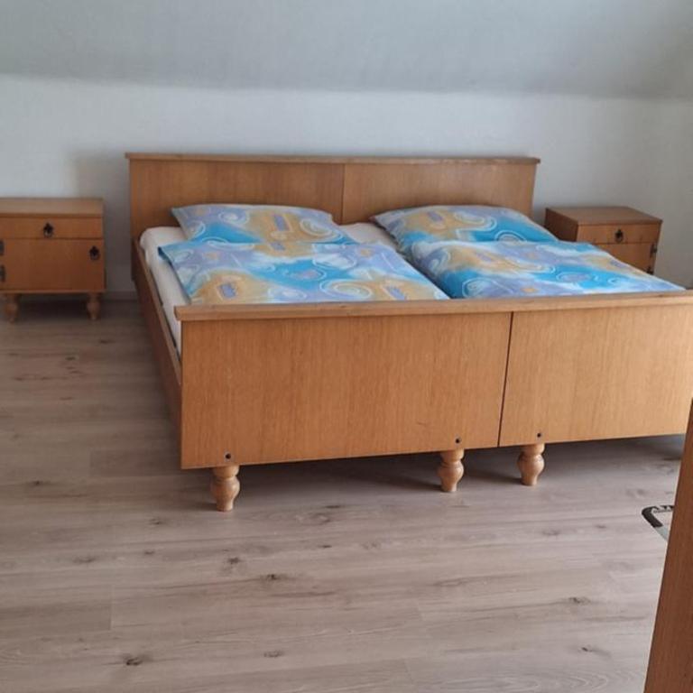 Haus Anna & Georg - Familienzimmer mit Gartenblick - 1