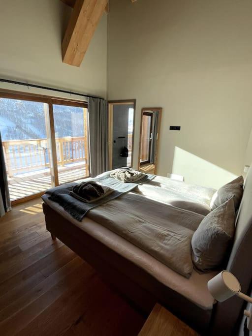 Skiing Resort In The Italian Alps, Chalet Cervinia - Chalet - 4