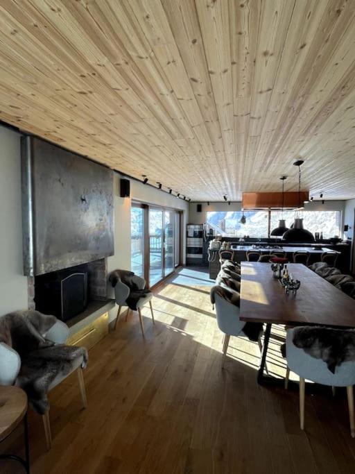 Skiing Resort In The Italian Alps, Chalet Cervinia - Chalet - 12