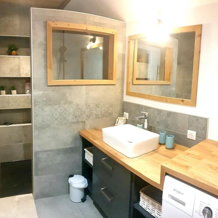 Superbe T3 Neuf avec terrasse + vue montagne - Apartment mit 2 Schlafzimmern - 11