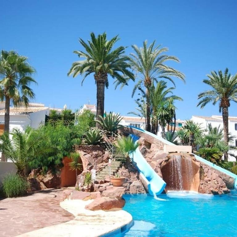 Magnifico Chalet en Jávea a 5 minutos de la playa. - Casa de 3 dormitorios - 5