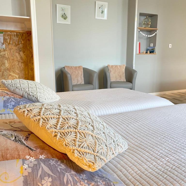 Atypique Détour - Chambre Simple - Vue sur Jardin - 8