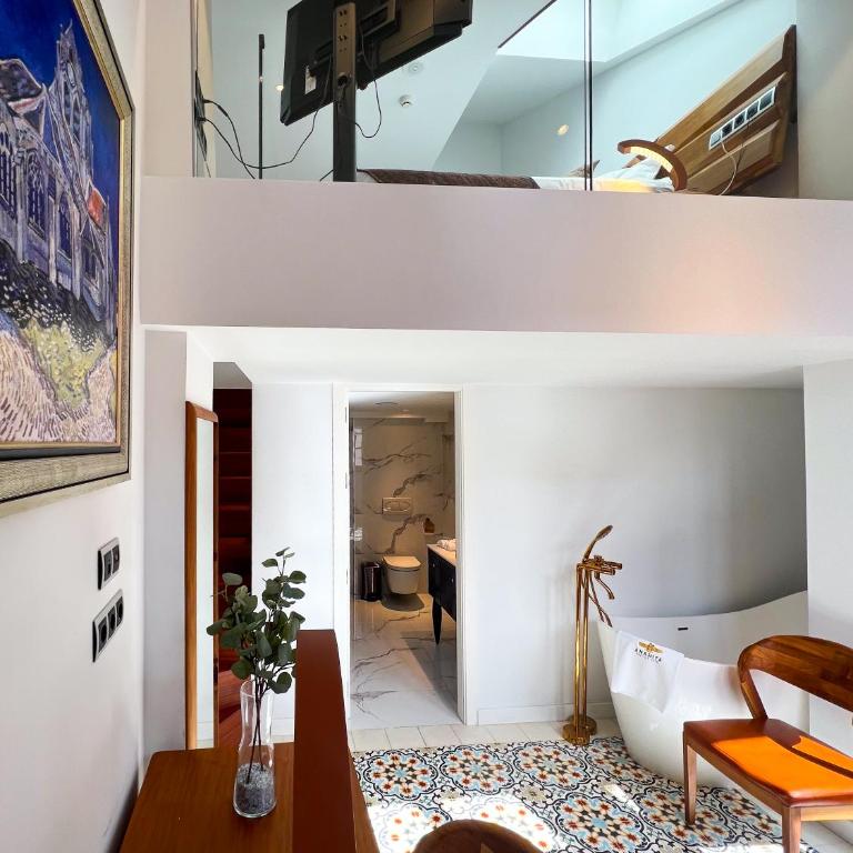 Anahita Boutique Hotel - Habitación Doble Dúplex Prémium - 1 o 2 camas - 6