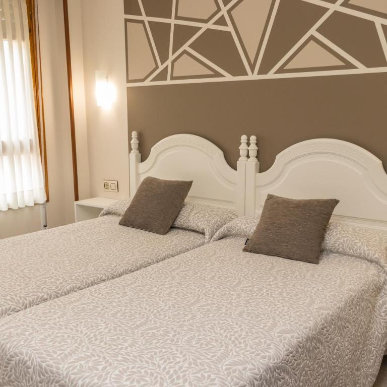 Hotel Plaza - Habitación Doble - 2 camas - 17
