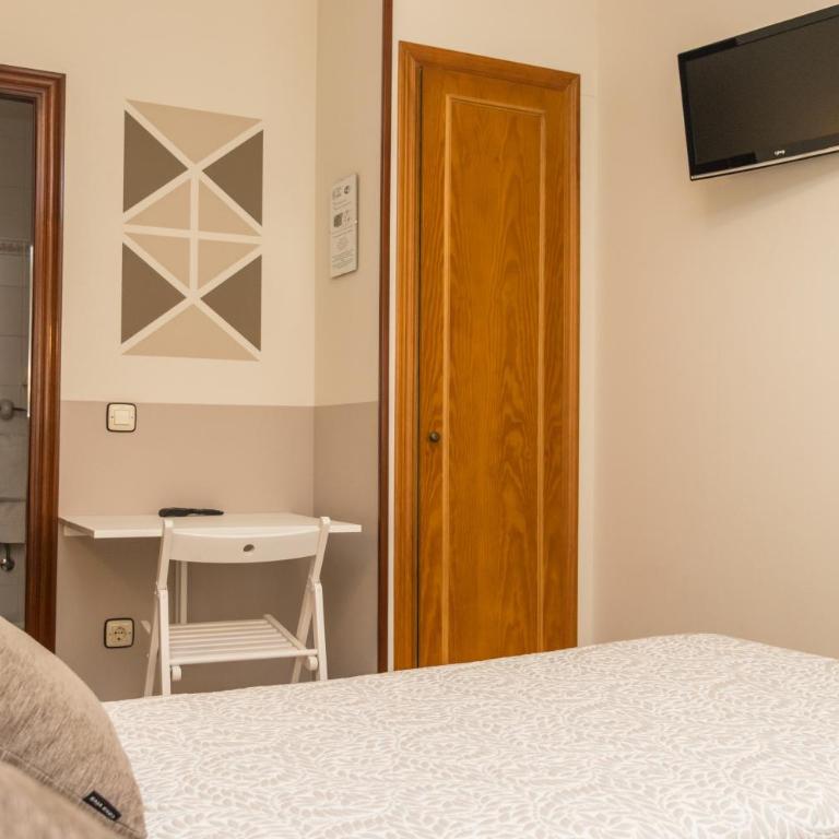Hotel Plaza - Habitación Doble - 2 camas - 16
