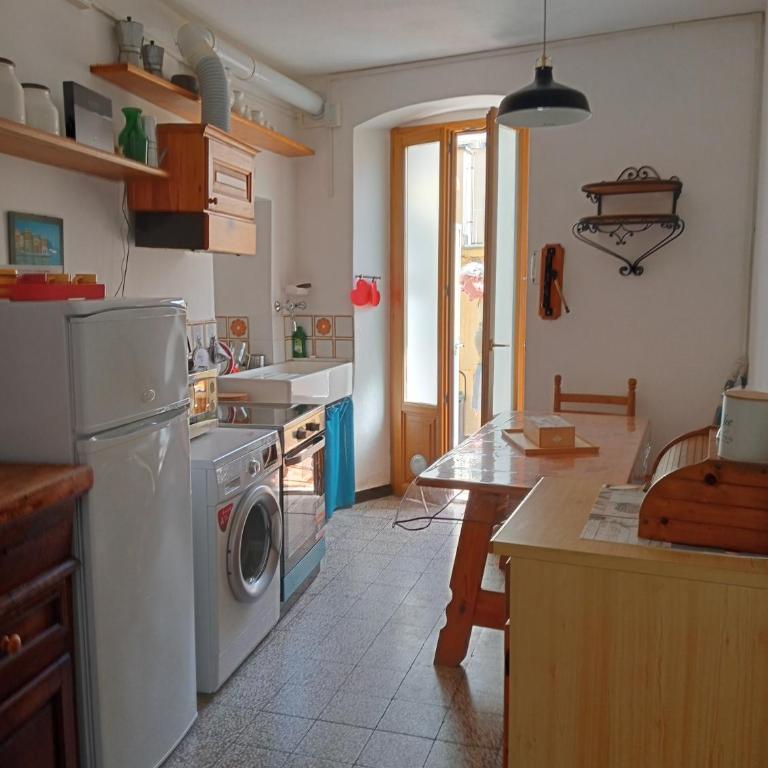 Il nido luminoso - Appartamento con 2 Camere da Letto - 1