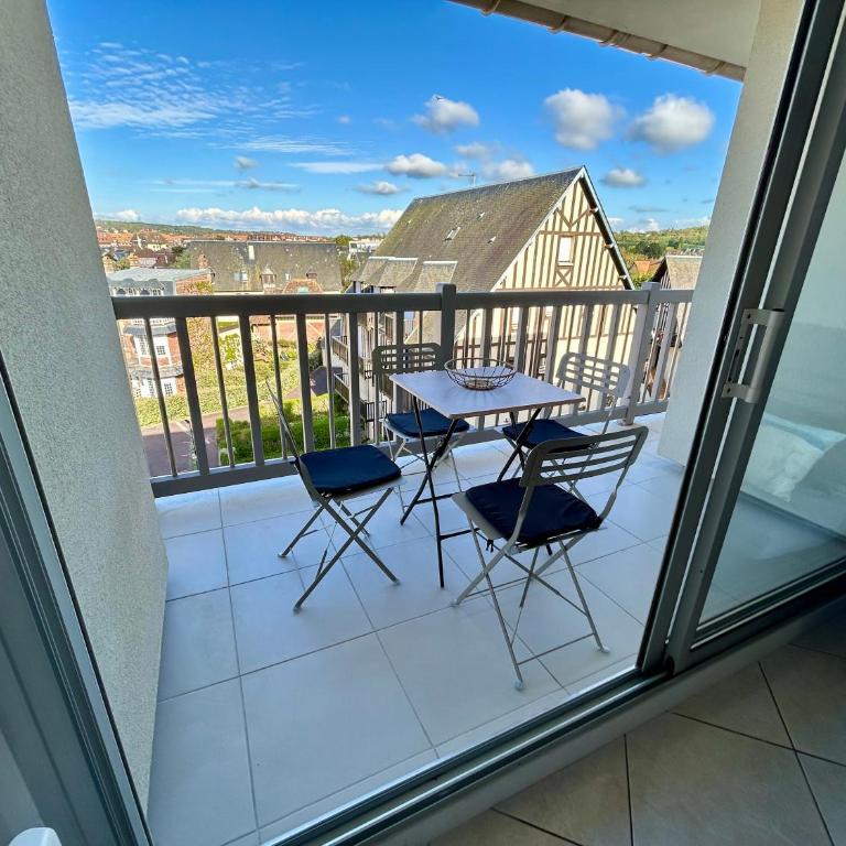 Appartement Vue Mer - 30 m de la plage - 5 minutes à pied du centre ville et du Casino - Apartamento de 1 dormitorio - 4