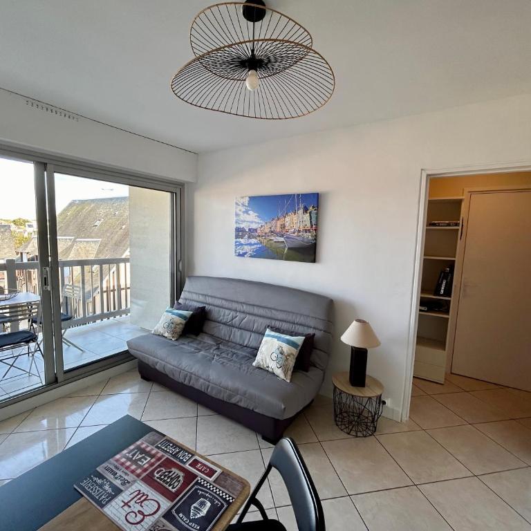 Appartement Vue Mer - 30 m de la plage - 5 minutes à pied du centre ville et du Casino - Apartamento de 1 dormitorio - 6