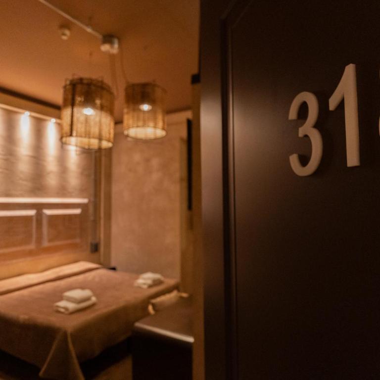 Hotel & Hostel 7 - Superior Quadruple Room - 3