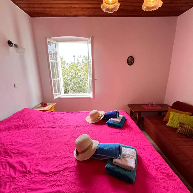 Grandma Nana House - Two-Bedroom House - 25