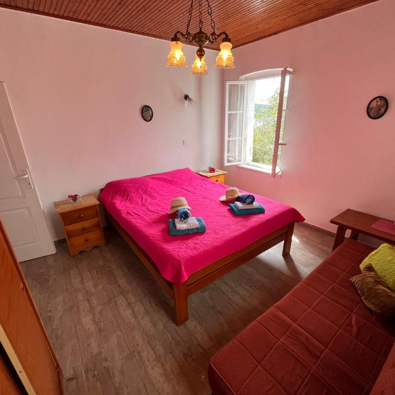 Grandma Nana House - Two-Bedroom House - 2