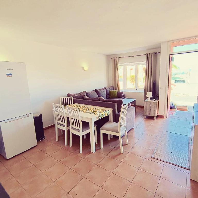Casa Noble - Pool -WiFi - - Three-Bedroom Apartment - 8