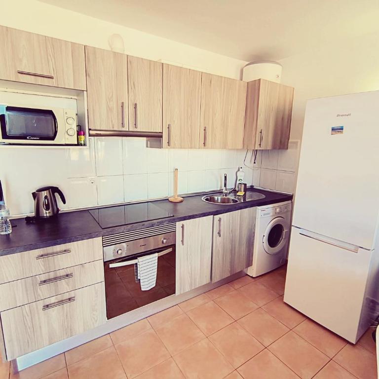 Casa Noble - Pool -WiFi - - Three-Bedroom Apartment - 10