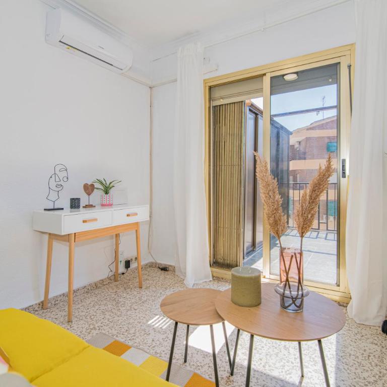 Avenida del Sur Retreat con Terraza - Two-Bedroom Apartment - 11