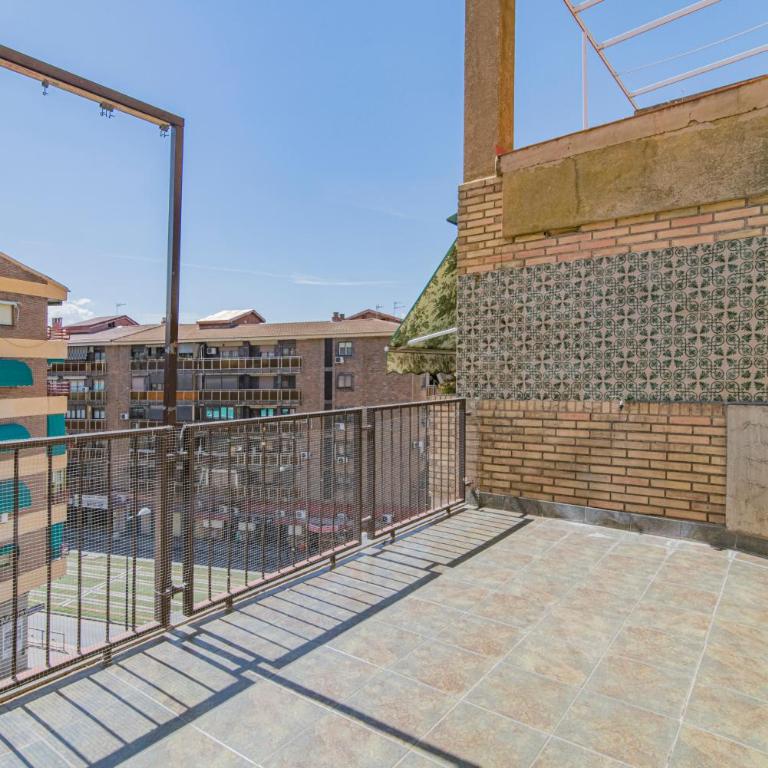 Avenida del Sur Retreat con Terraza - Two-Bedroom Apartment - 30