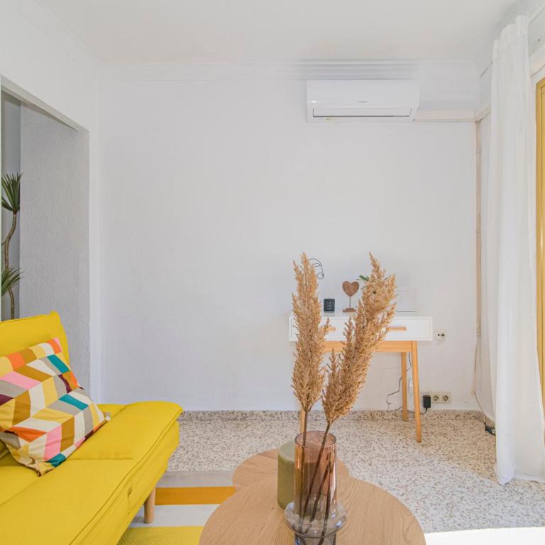 Avenida del Sur Retreat con Terraza - Two-Bedroom Apartment - 33
