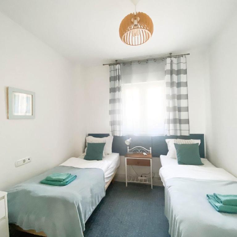 Frontline Beach ground floor with privet garden, Mi Capricho 16 - Apartamento de 2 dormitorios - 40