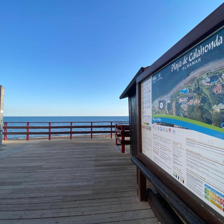 Frontline Beach ground floor with privet garden, Mi Capricho 16 - Apartamento de 2 dormitorios - 75