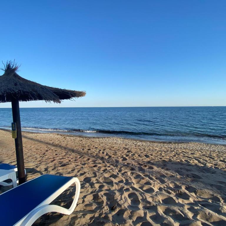 Frontline Beach ground floor with privet garden, Mi Capricho 16 - Apartamento de 2 dormitorios - 53