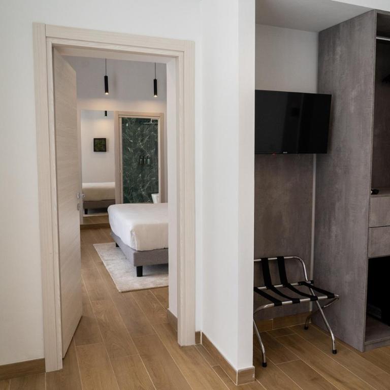 4HEAVENS Rooftop by 4Heavens Naples - Deluxe Familiensuite - 19