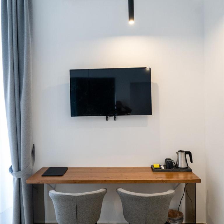 4HEAVENS Rooftop by 4Heavens Naples - Deluxe Familiensuite - 14