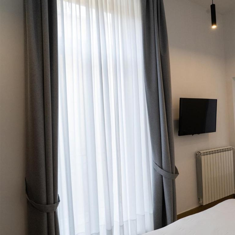 4HEAVENS Rooftop by 4Heavens Naples - Deluxe Zimmer - 12