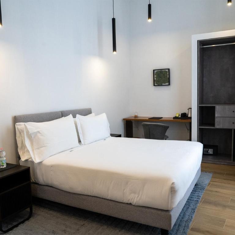 4HEAVENS Rooftop by 4Heavens Naples - Deluxe Zimmer - 15