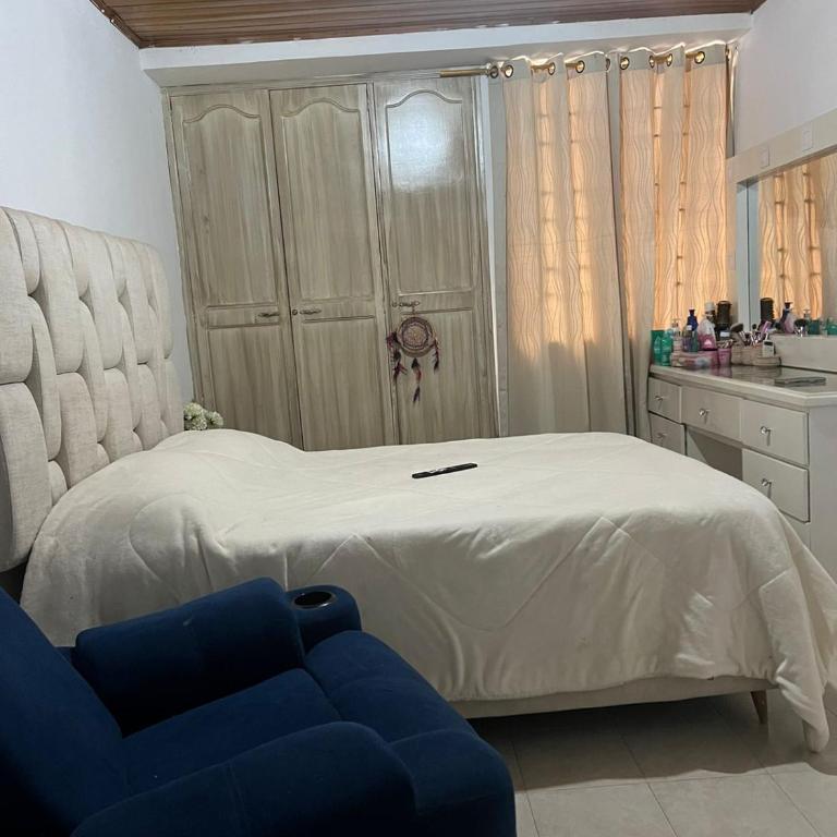 APARTAMENTO CLIMATIZADO 12 PERSONAS - 3 HABITACIONES EXCELENTE UBICACION- MINIMO 3 NOCHES - Apartamento - 2