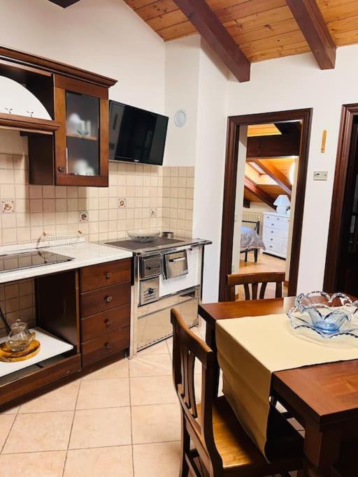 Casa Mario - One-Bedroom Apartment with Balcony and Mountain View - 10