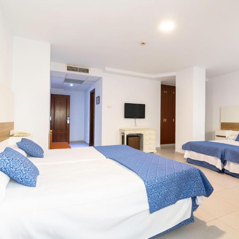 Hotel Pozo del Duque II - Habitación cuádruple - 1