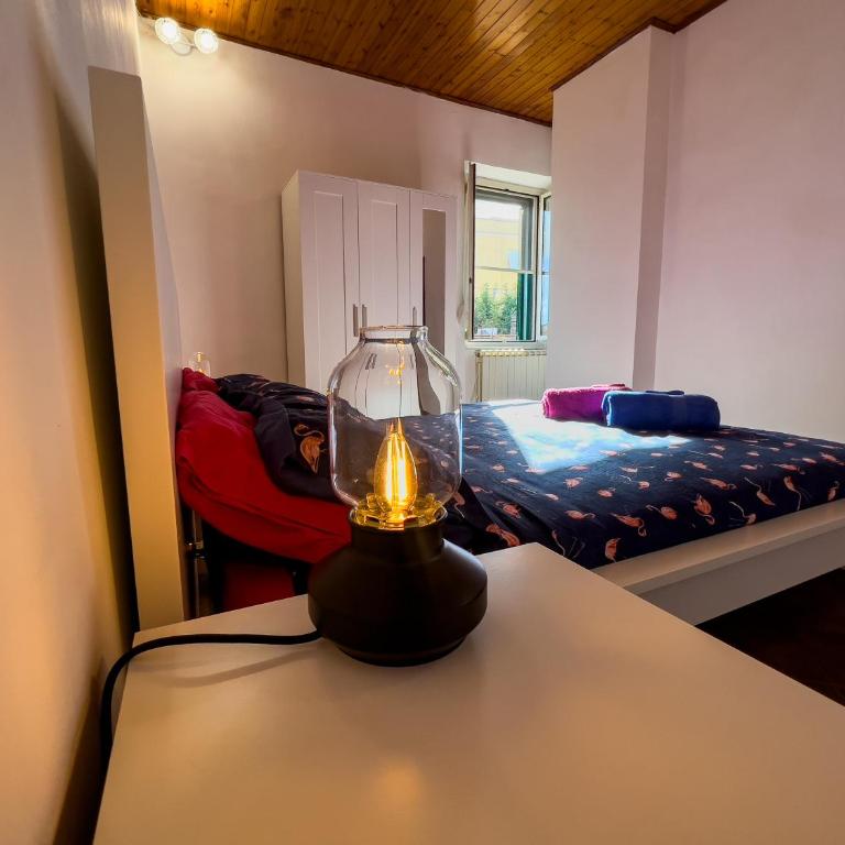 Apt Finestra Sul Castello, Vista Lago Wi-Fi Gratis - Appartamento con 2 Camere da Letto - 4
