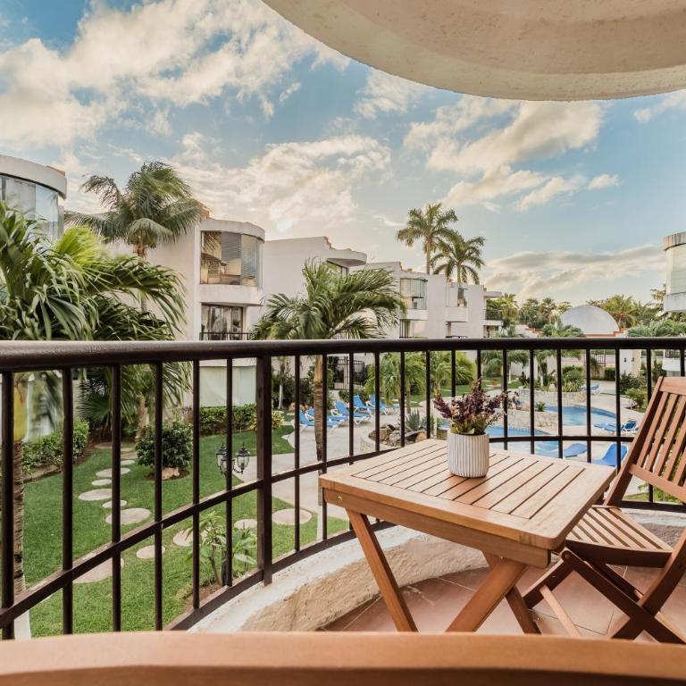 Amazing Villas at Las Cupulas - Villa - 35