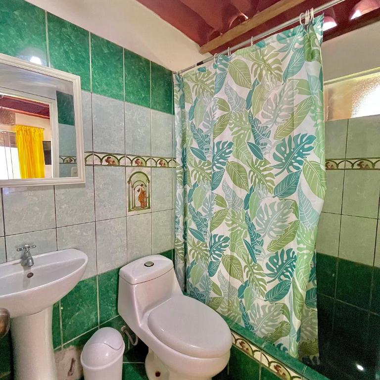 HUANCHACO GARDENS - Triple Room with Pool View - 6